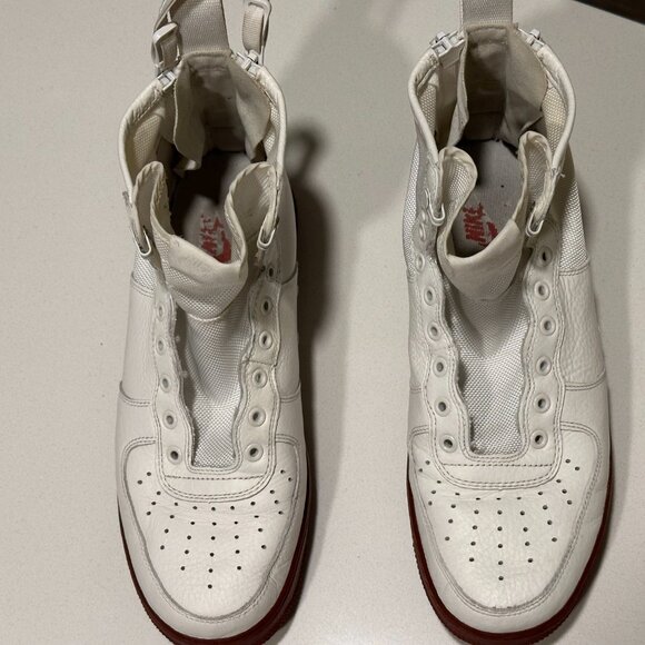 SF Air Force 1 Mid 'Red Ivory' Nike - Picture 4 of 10